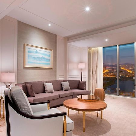 Sheraton Qingdao Licang Hotel Bagian luar foto