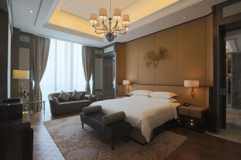 Sheraton Qingdao Licang Hotel Bagian luar foto