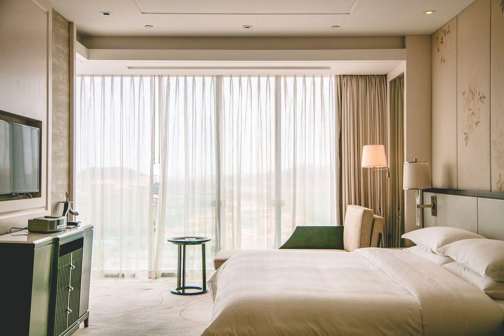Sheraton Qingdao Licang Hotel Bagian luar foto