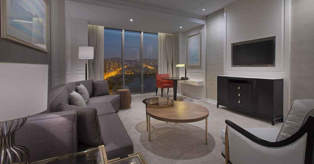 Sheraton Qingdao Licang Hotel Bagian luar foto