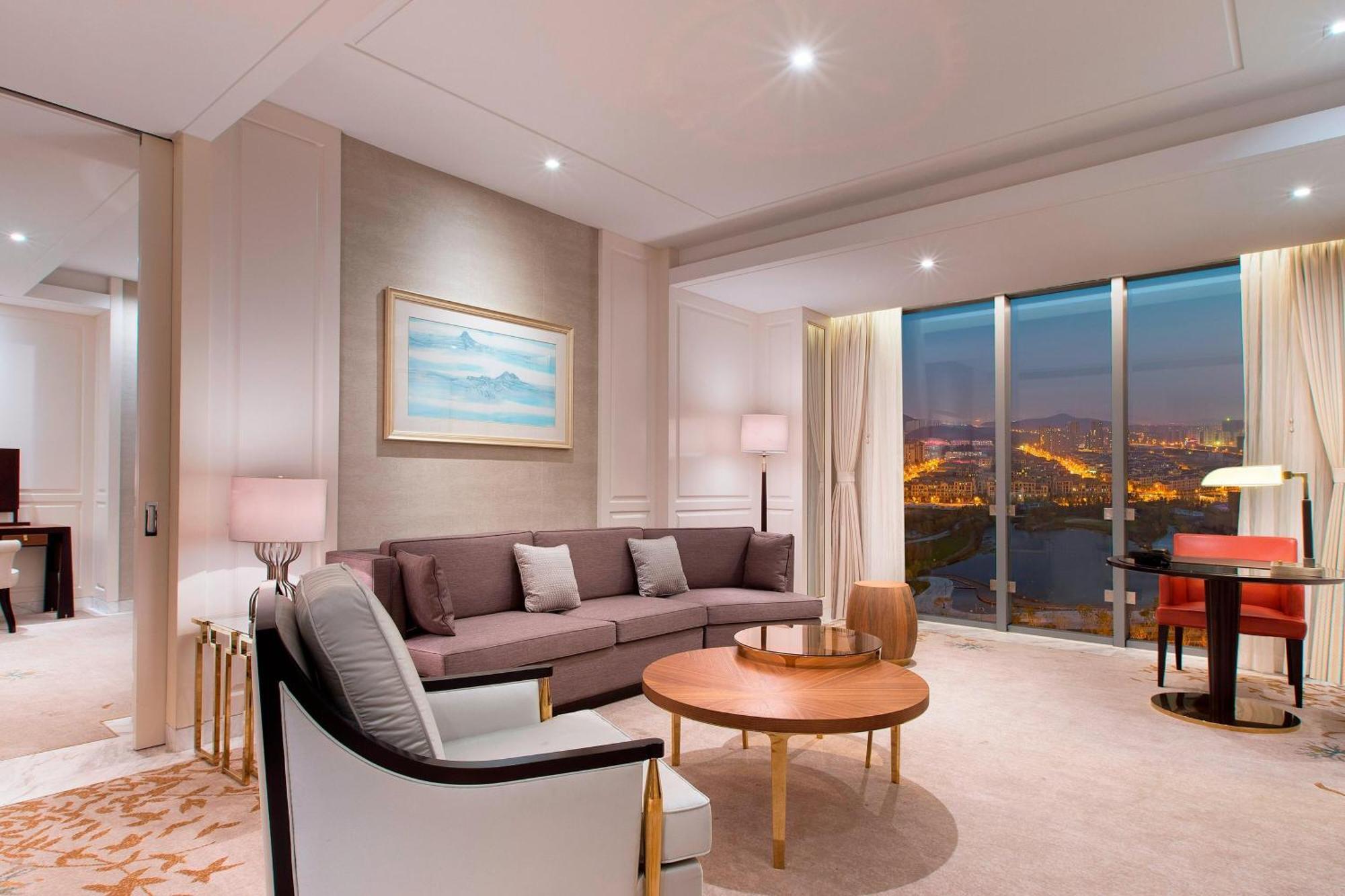 Sheraton Qingdao Licang Hotel Bagian luar foto