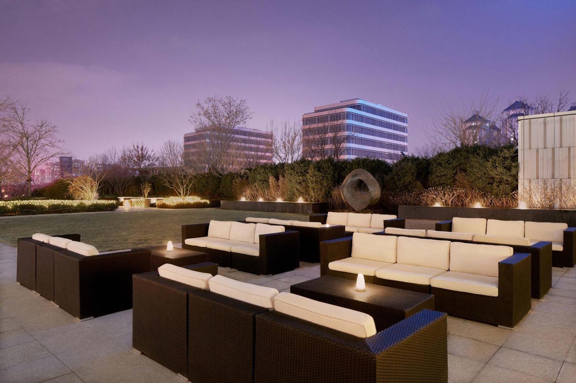 Sheraton Qingdao Licang Hotel Bagian luar foto