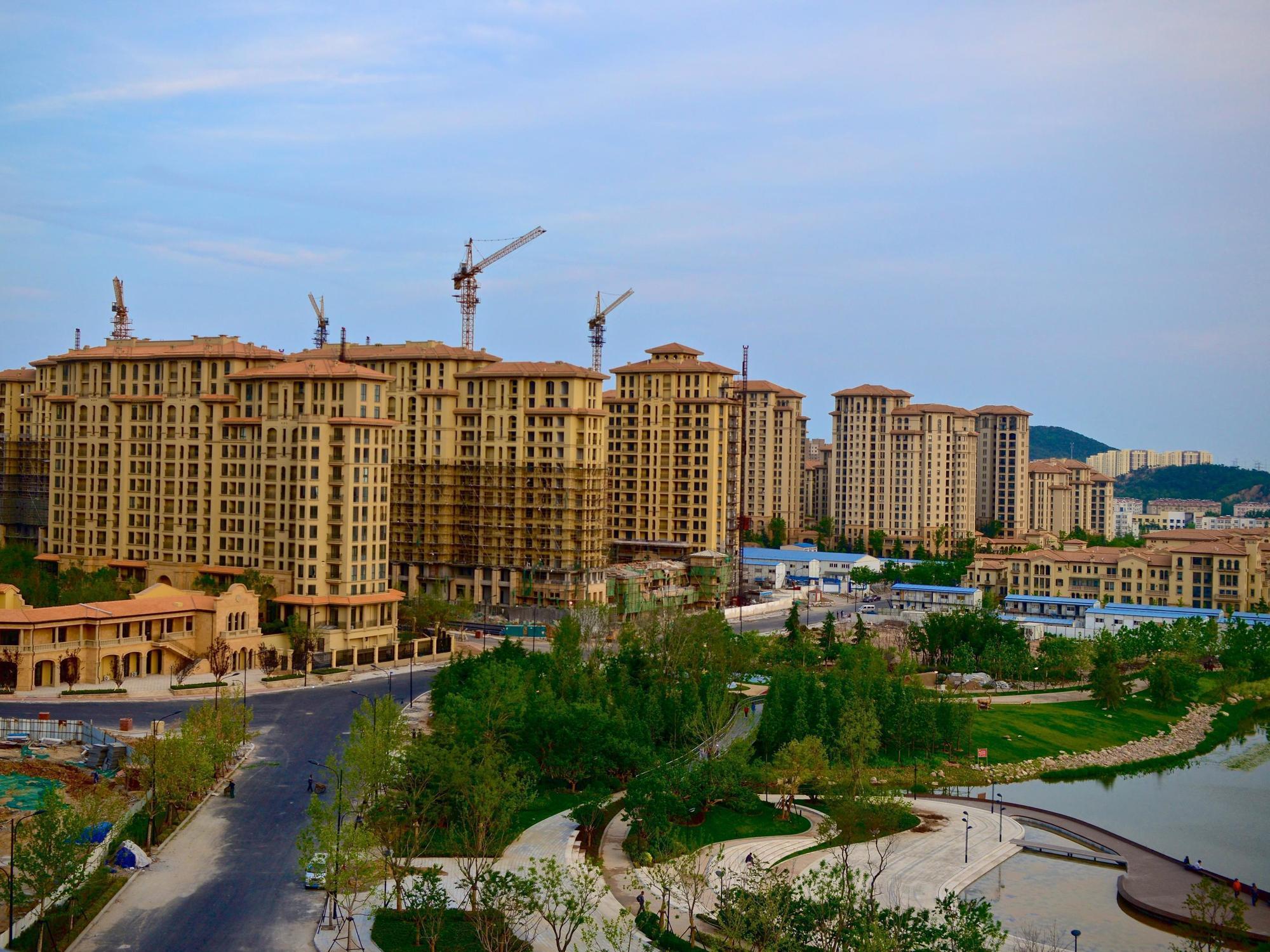 Sheraton Qingdao Licang Hotel Bagian luar foto